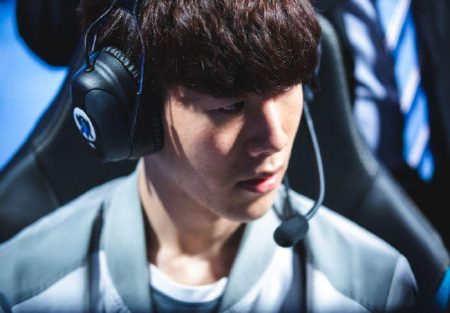 在这样的背 在这样的背