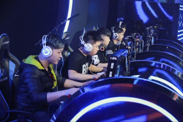 了整個球隊 了整個球隊