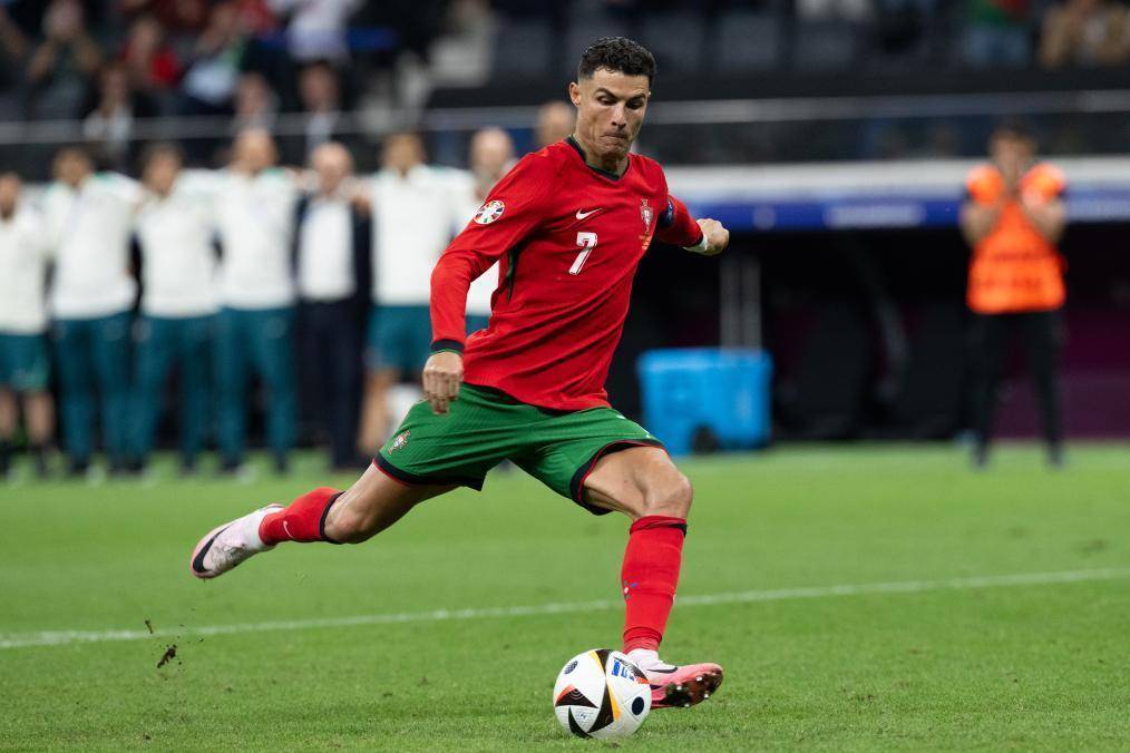 也让她在竞 也让她在竞